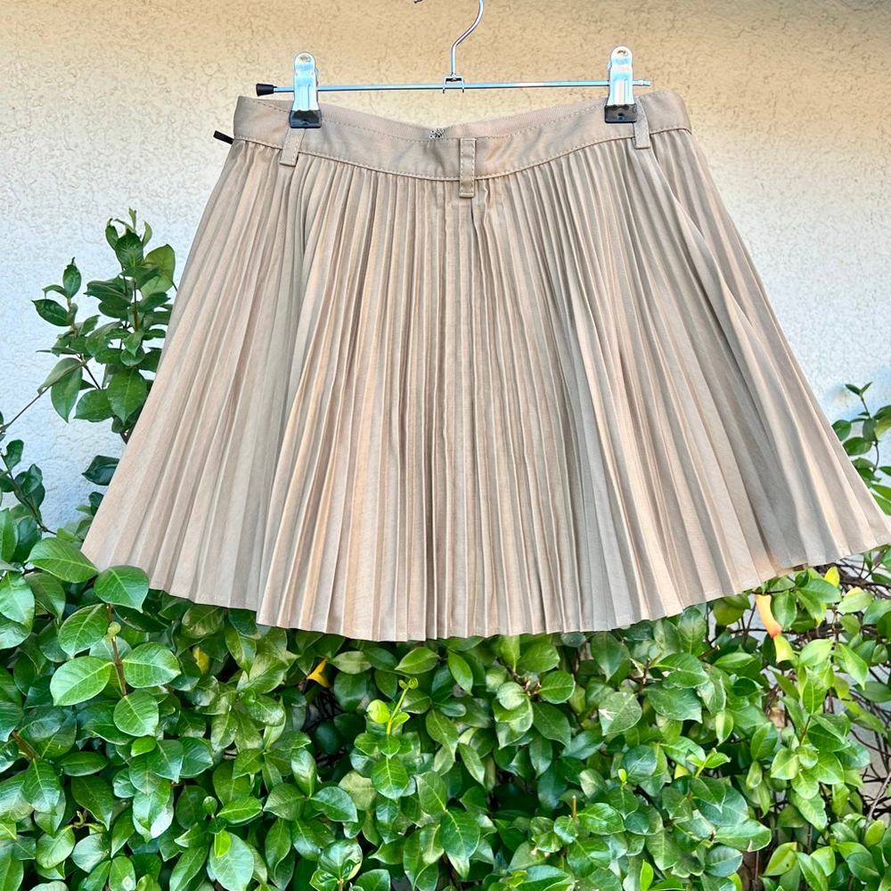 Red Valentino Pleated Mini Skirt Beige Tan Micro Skort Size 40 US 4 Small NWT - Picture 5 of 7